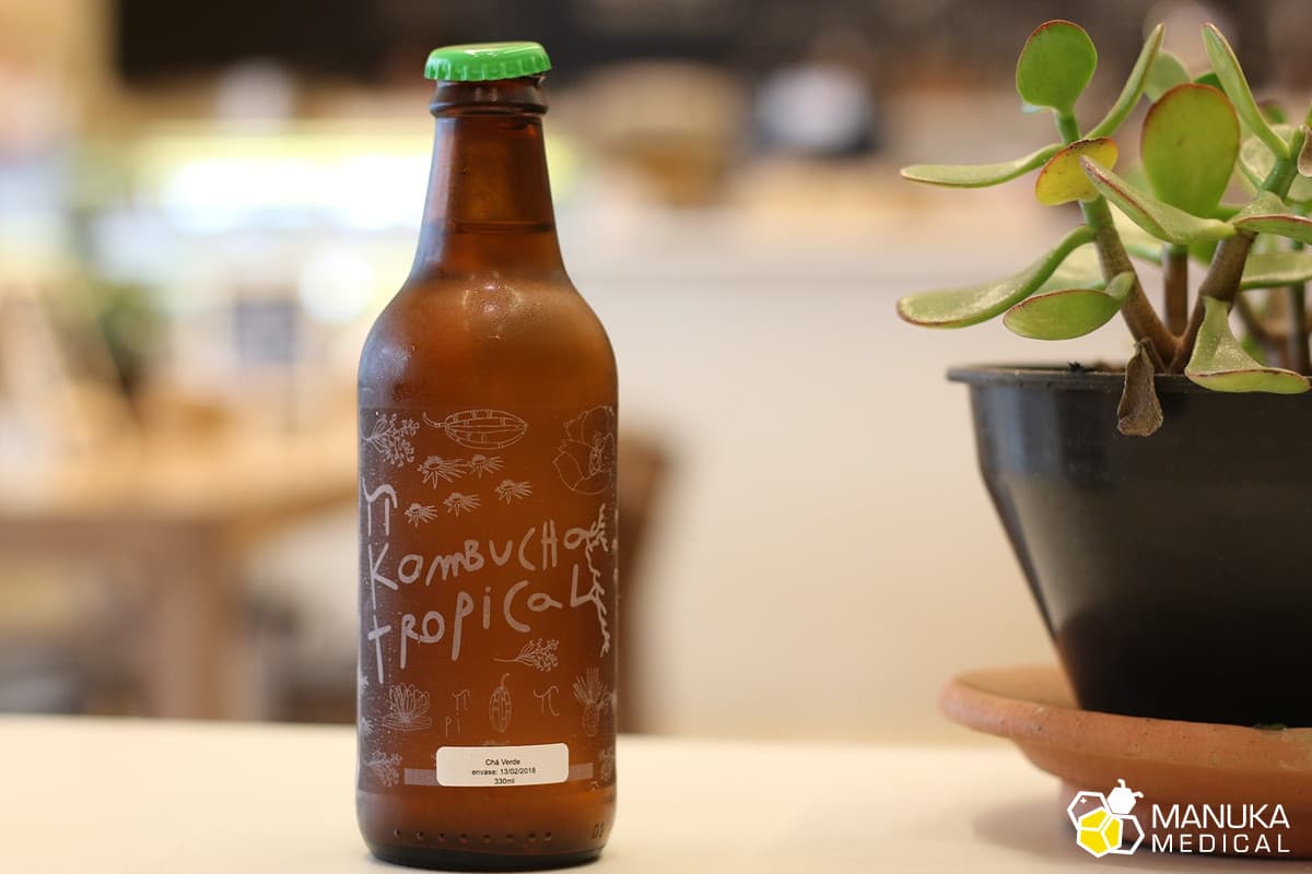 Kombucha - niezwykłe właściwości grzyba herbacianego czy zwykła ściema?